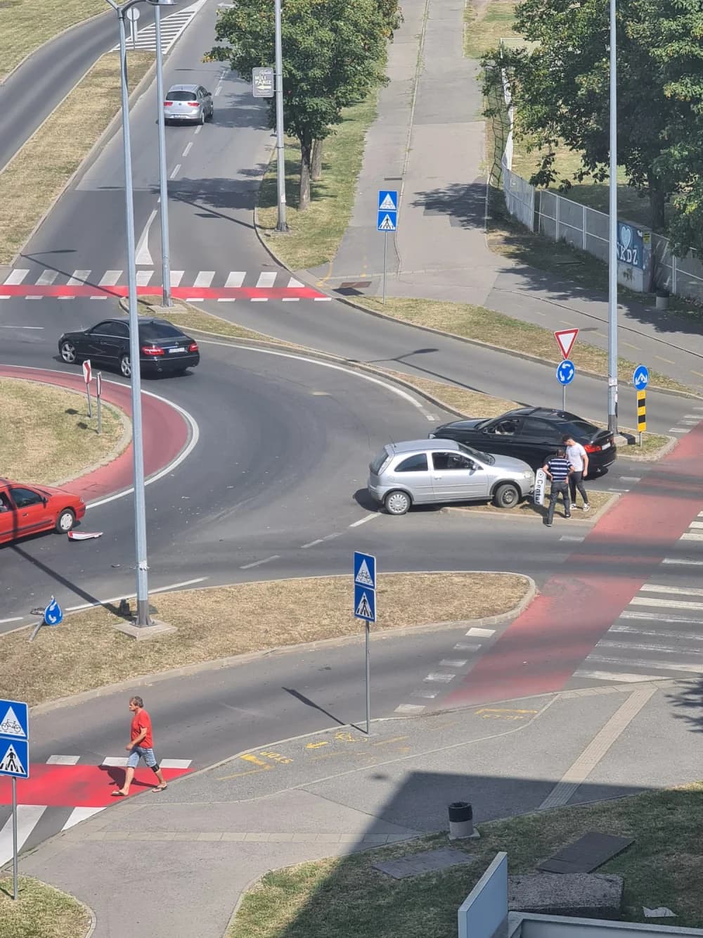 Pažnje nikad dovoljno: Opet prometna u centru Sl. Broda