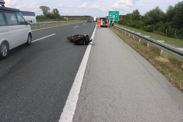 OBJAVILI FOTKE: Teška prometna nesreća kod Stupnika