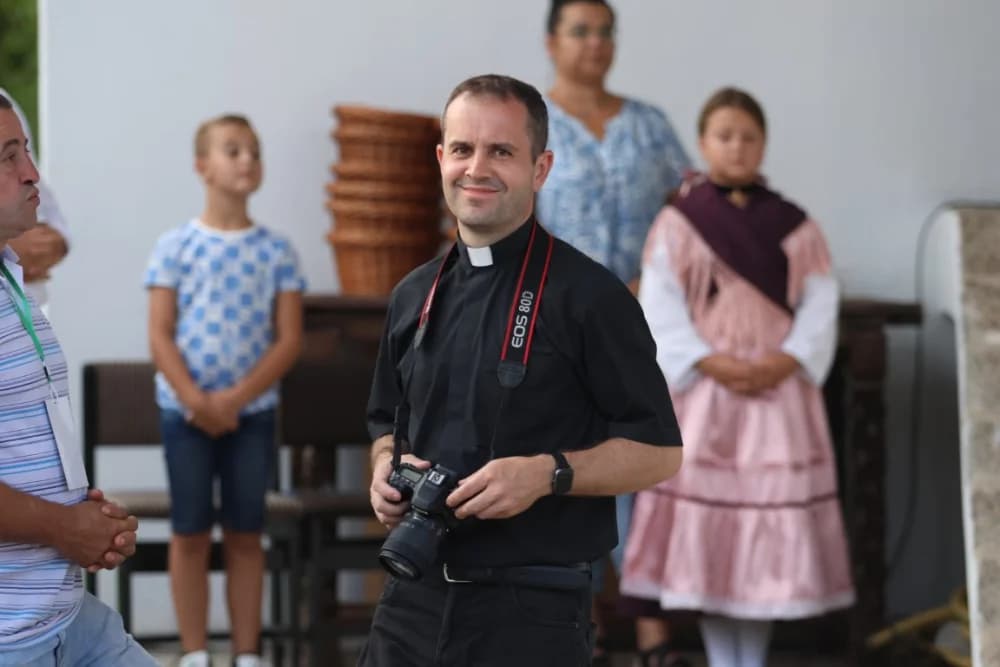 HODOČAŠĆE U VOĆIN: Euharistijskim slvljem i zavjetnom procesijom proslavljena Nebeska Majka