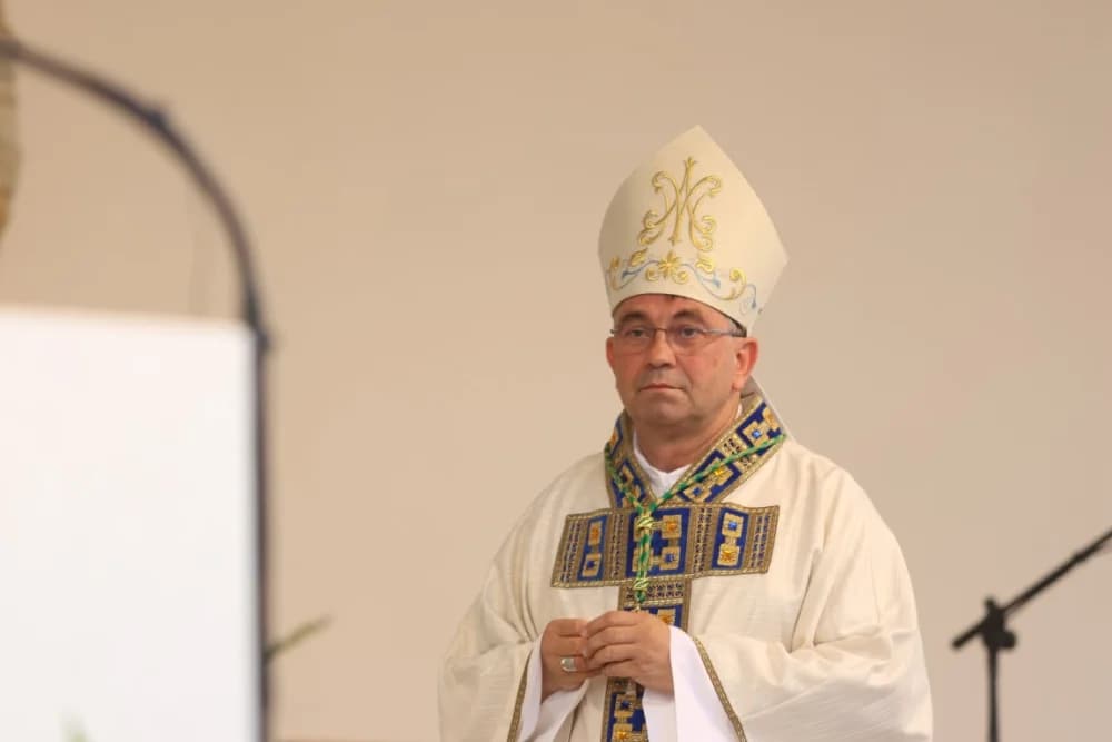 HODOČAŠĆE U VOĆIN: Euharistijskim slvljem i zavjetnom procesijom proslavljena Nebeska Majka