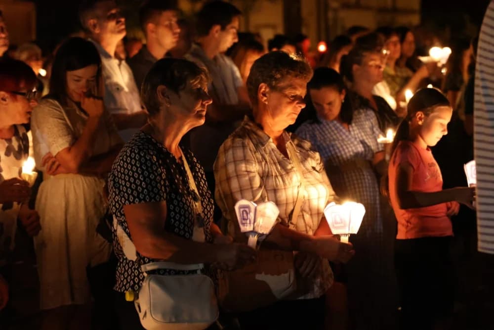 (VELIKA FOTOGALERIJA) Mnoštvo vjernika proslavilo Gospu od suza u Pleternici: „Suze Marijine su svete, a svaka prolivena suza je molitva i vapaj“