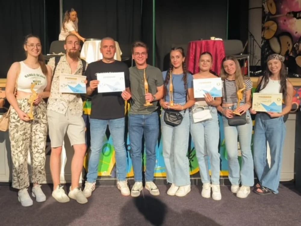 Svečano zatvoren 17. Festival amaterskih kazališta u Slavonskom Brodu