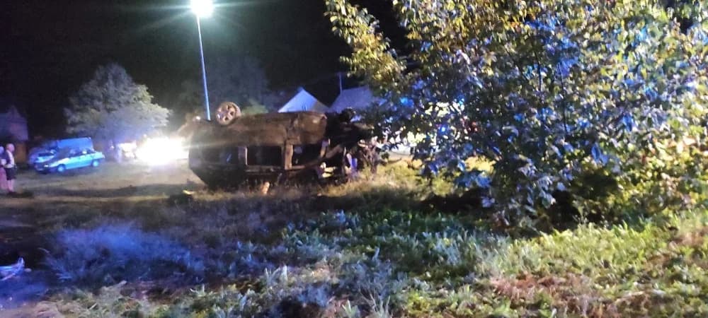 FOTOGRAFIJE UŽASA! Ovo je kombi pun migranata koji je sletio u Malinu