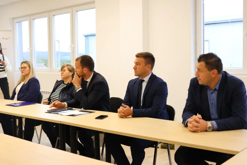 Plenkovićev ministar u Brodskom Stupniku: ʼOvo je najvrjedniji projekt za našu općinuʼ