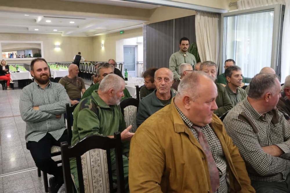 Uz stoljeće Lovačke udruge Šljuka plakete za 50 godina staža primili Mato Božić, Ognjen Krajačić, Mladen Kovačić,  Slobodan Pintarić i Vladimir Sremac