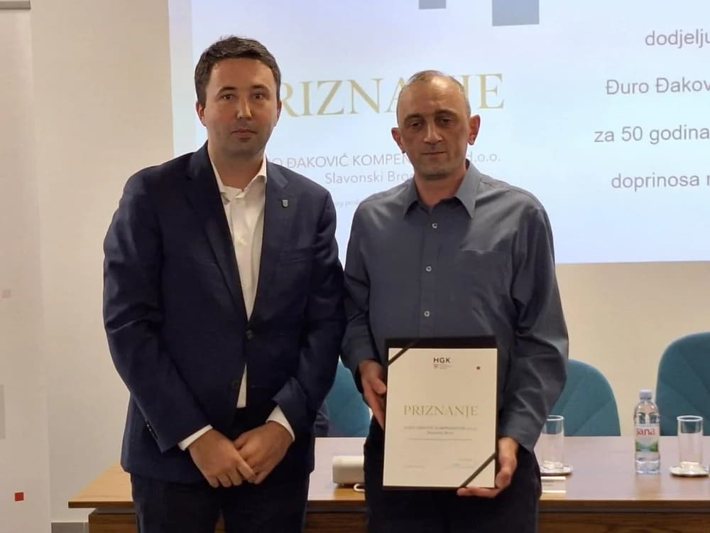 Najuspješnijim tvrtkama u Brodsko-posavskoj županiji dodijeljena priznanja Plaketa Zlatna kuna 2024.