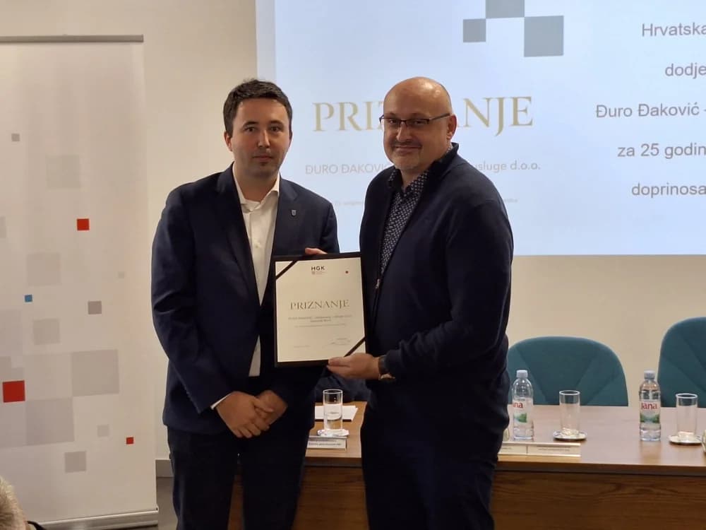 Najuspješnijim tvrtkama u Brodsko-posavskoj županiji dodijeljena priznanja Plaketa Zlatna kuna 2024.