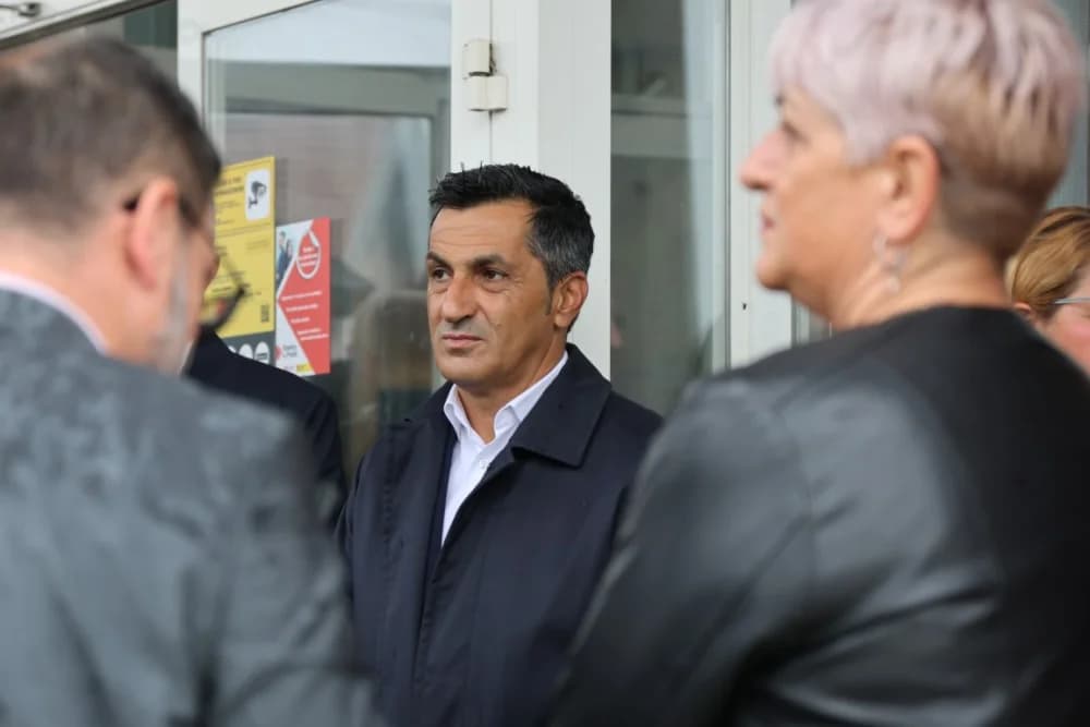 Uz Dan policije položeni vijenci i položene svijeće kod Spomen obilježja u Ruščici