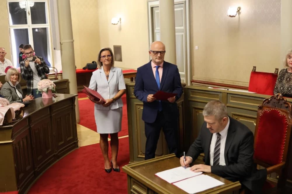 Svečano prisegnuli Vedran Pavelić, Silvija Sajfert i Damir Ronko, novoimenovani suci Županijskog suda u Slavonskom Brodu