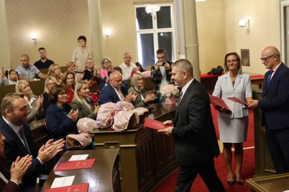 Svečano prisegnuli Vedran Pavelić, Silvija Sajfert i Damir Ronko, novoimenovani suci Županijskog suda u Slavonskom Brodu