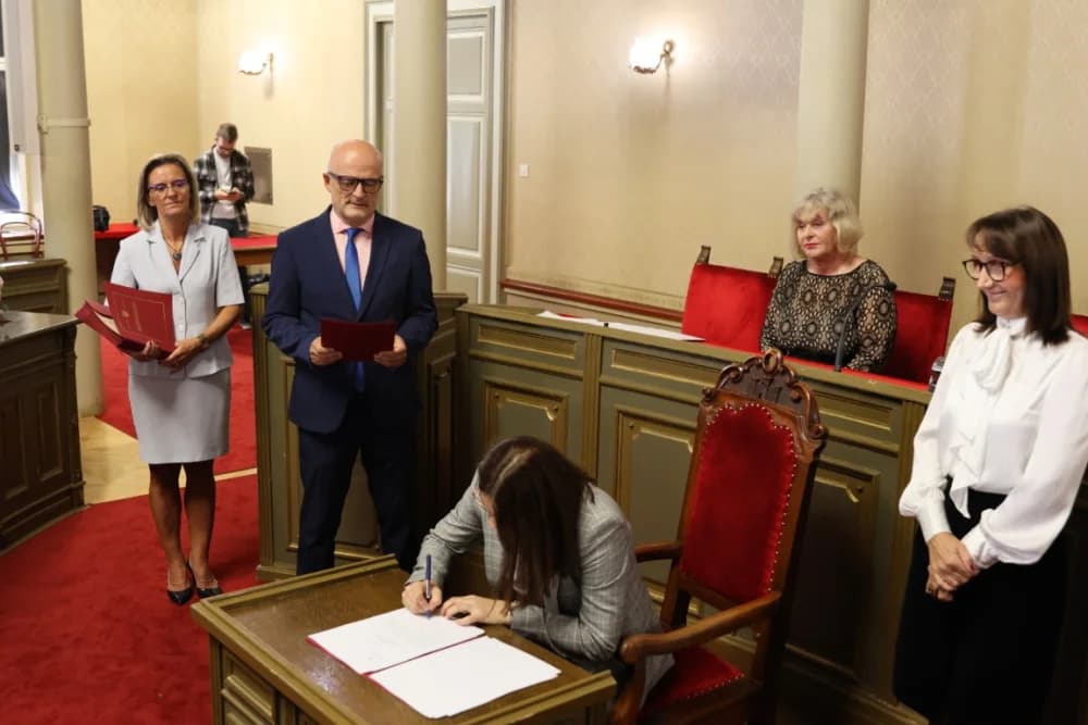 Svečano prisegnuli Vedran Pavelić, Silvija Sajfert i Damir Ronko, novoimenovani suci Županijskog suda u Slavonskom Brodu