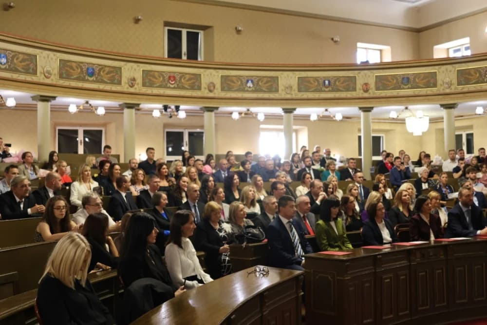 Svečano prisegnuli Vedran Pavelić, Silvija Sajfert i Damir Ronko, novoimenovani suci Županijskog suda u Slavonskom Brodu