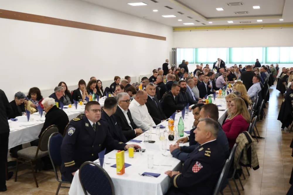 Povodom Dana policije održana središnja svečanost u Gornjoj Bebrini