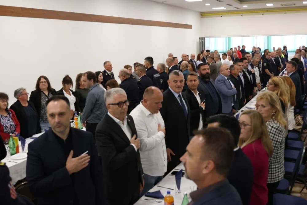 Povodom Dana policije održana središnja svečanost u Gornjoj Bebrini