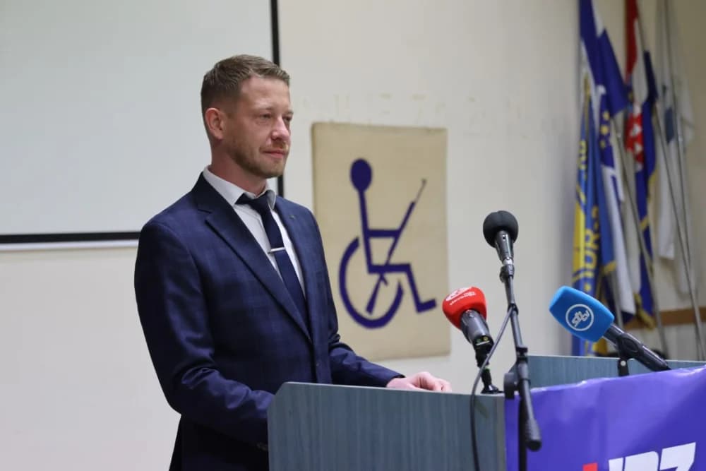 Predizborni skup HDZ-a BiH u Sl. Brodu: „Lokalni izbori su oni na kojima se odlučuje kako će se izgledati zajednica u kojoj živite“