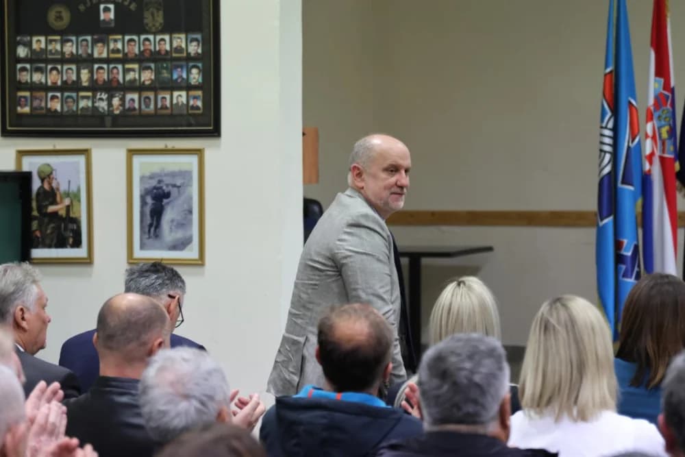Predizborni skup HDZ-a BiH u Sl. Brodu: „Lokalni izbori su oni na kojima se odlučuje kako će se izgledati zajednica u kojoj živite“
