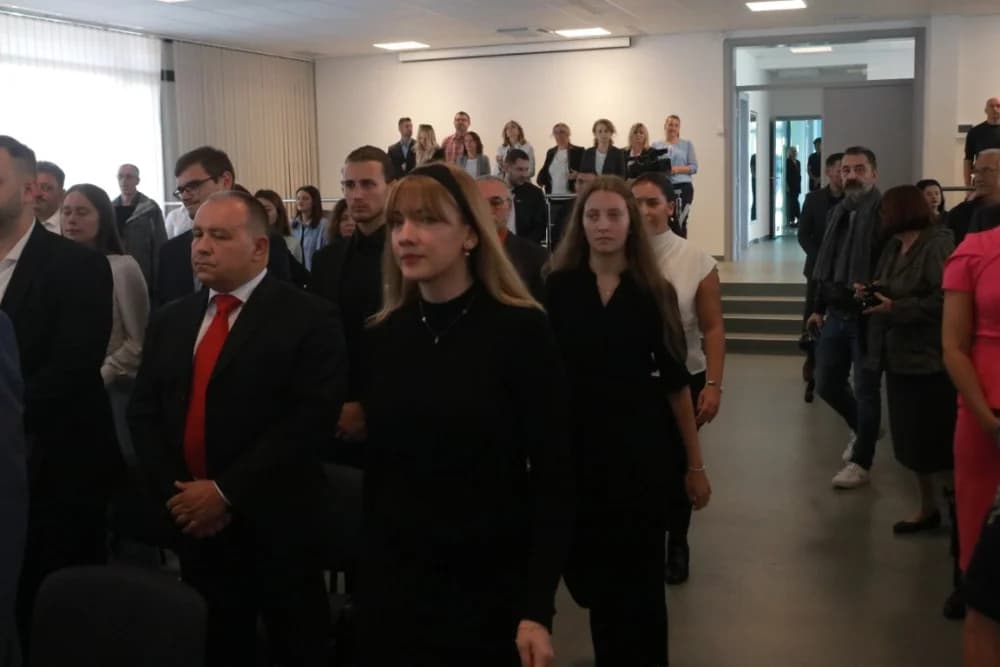 Slavonsko-brodsko Sveučilište kao najmlađe u Hrvatskoj bilježi zavidna dostignuća: „U tekućoj akademskoj godini studira oko dvije tisuće studenata na svim razinama sveučilišnih i stručnih studija“