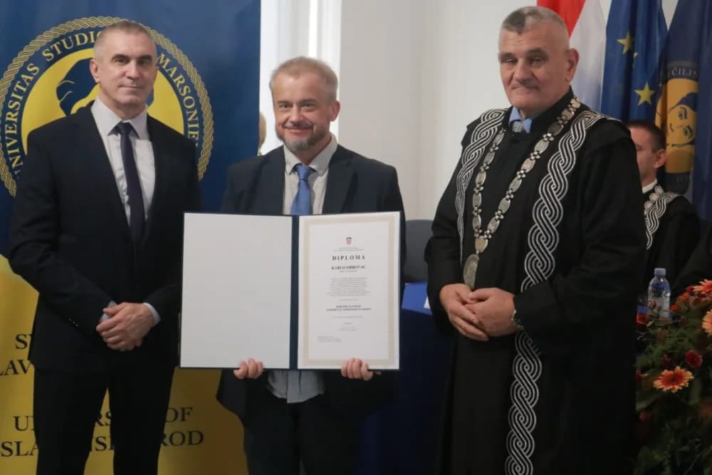 Slavonsko-brodsko Sveučilište kao najmlađe u Hrvatskoj bilježi zavidna dostignuća: „U tekućoj akademskoj godini studira oko dvije tisuće studenata na svim razinama sveučilišnih i stručnih studija“