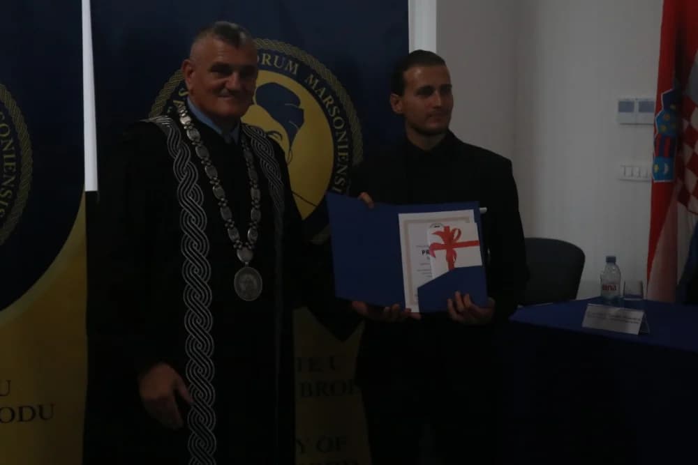 Slavonsko-brodsko Sveučilište kao najmlađe u Hrvatskoj bilježi zavidna dostignuća: „U tekućoj akademskoj godini studira oko dvije tisuće studenata na svim razinama sveučilišnih i stručnih studija“