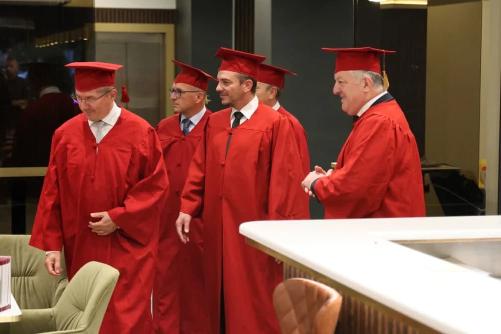 Predstavljena monografija ʼVisoka vinska akademija Slavonski Brodʼ