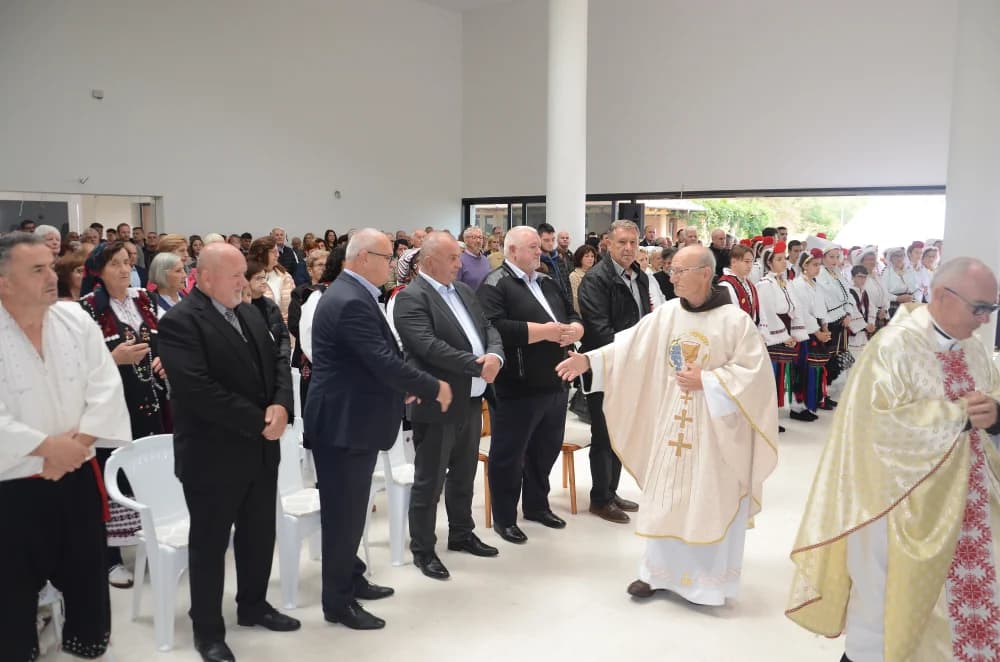 Duspara se bori za svaki glas: Ponovno je otišao u Žeravac