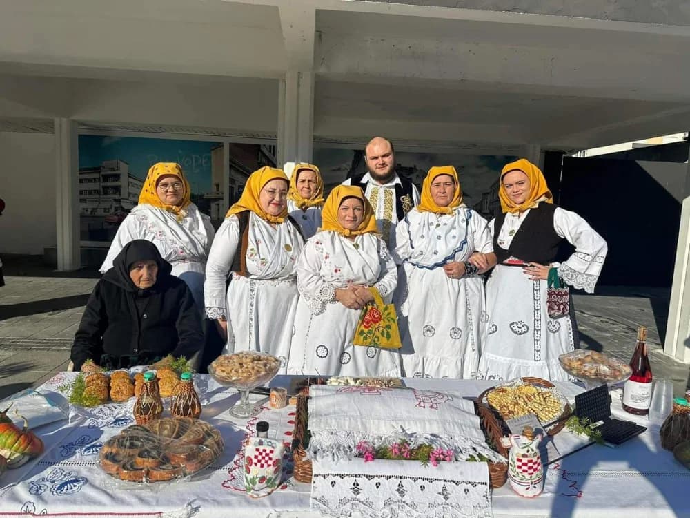 Održan prvi Pogača fest u Slavonskom Brodu