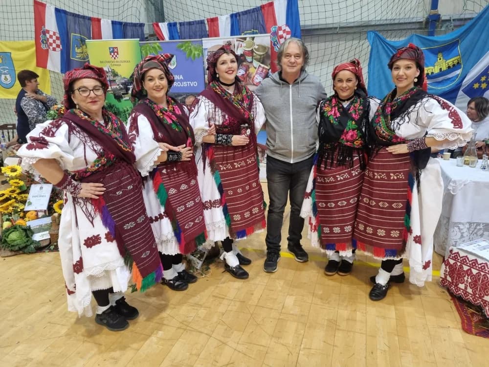 ALEKSANDRA BERIĆ, NAJUZORNIJA HRVATSKA SEOSKA ŽENA 2024. : ʼ Osjećam veliku odgovornost i iznimnu čast što sam odabrana da čuvam tradicijuʼ