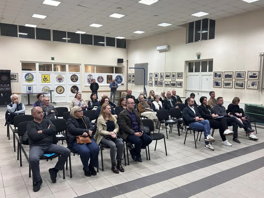 Mirko i Ankice vratite Dom građanima Plavog Polja! Oni su ga sagradili, nije ga sagradila HVIDRA