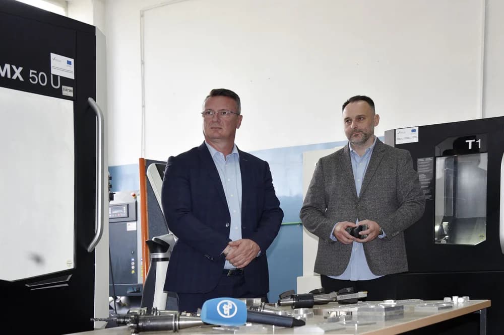 Predstavljene brojne inovacije, moderni energetski sustavi i alati za nastavu na Danu otvorenih vrata europskih projekata u Industrijsko-obrtničkoj školi