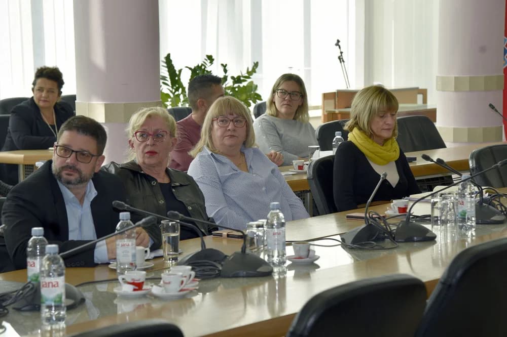Održana edukacija za obveznike Brodsko-posavske županije u pitanjima sukoba interesa i popunjavanju imovinskih kartica