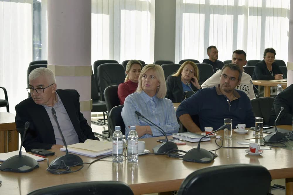 Održana edukacija za obveznike Brodsko-posavske županije u pitanjima sukoba interesa i popunjavanju imovinskih kartica