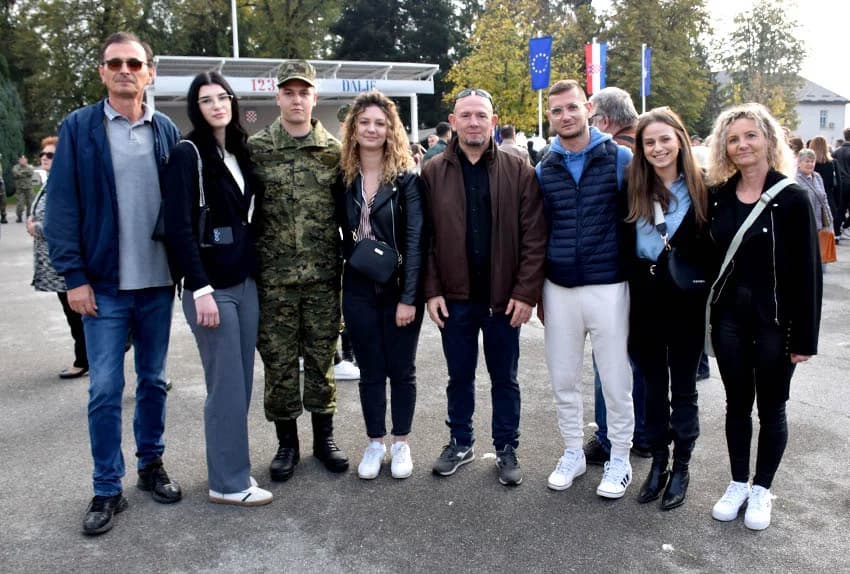 Prisegnuo 43. naraštaj ročnika na dragovoljnom osposobljavanju u požeškoj vojarni 123. brigade