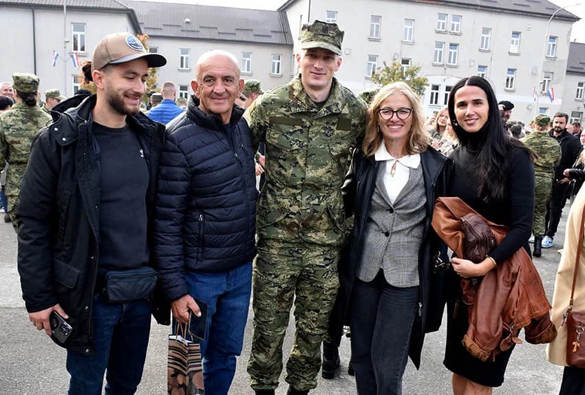 Prisegnuo 43. naraštaj ročnika na dragovoljnom osposobljavanju u požeškoj vojarni 123. brigade
