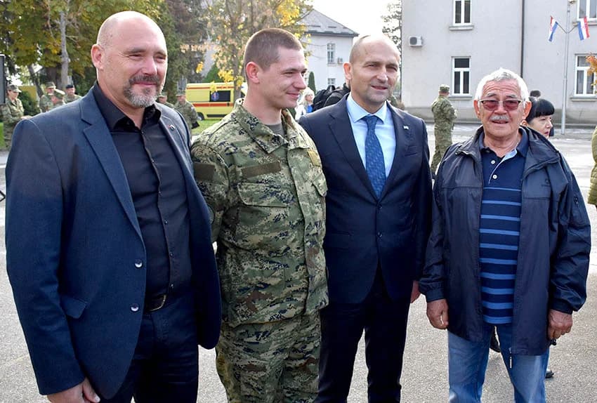 Prisegnuo 43. naraštaj ročnika na dragovoljnom osposobljavanju u požeškoj vojarni 123. brigade