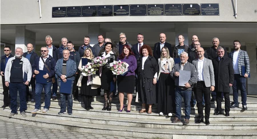 Dobrovoljnim darivateljima krvi Brodsko-posavska županija dodijelila povelje zahvalnosti