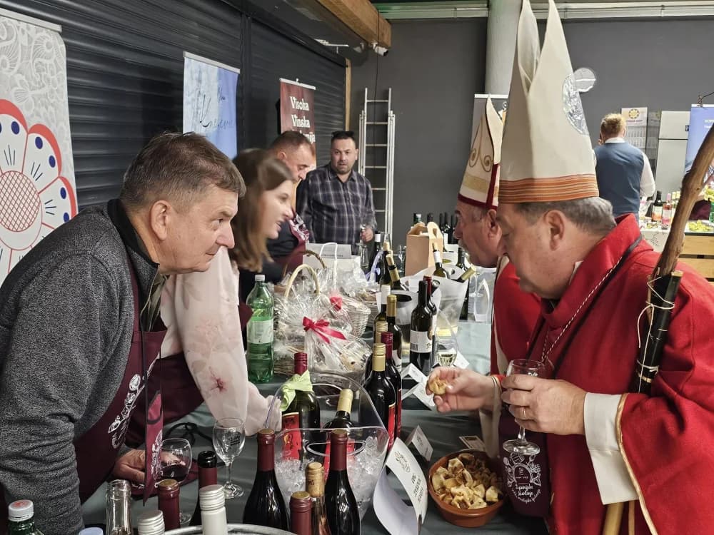 MARTINJSKI ŠPELANCIJI U ĐURĐEVCU: Predstavili se i vinari iz Brodsko-posavske županije