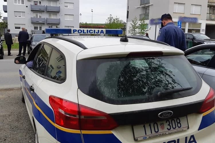 Kod Okučana policija zaustavila navijače! Objavili što su im pronašli