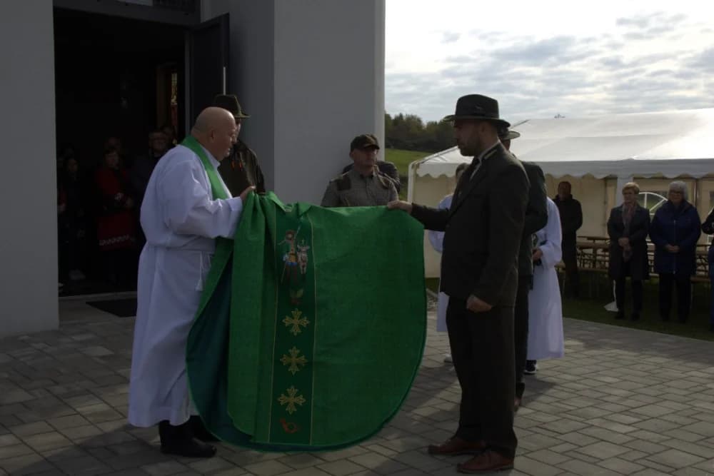 Lovci četiri lovozakupnika oko Starog Petrovog Sela zajedno slavili svog zaštitnika