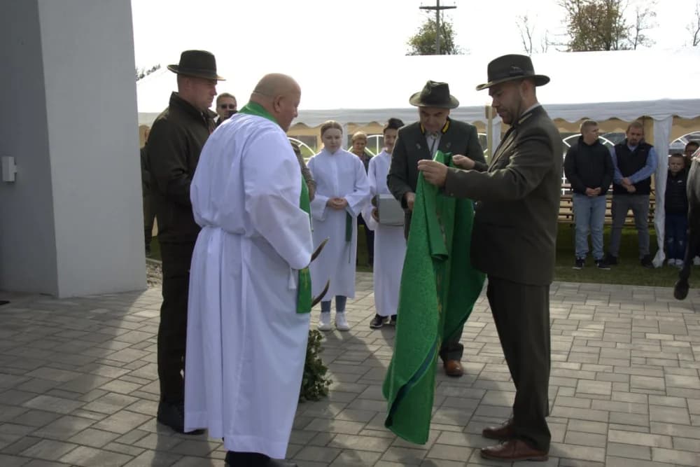 Lovci četiri lovozakupnika oko Starog Petrovog Sela zajedno slavili svog zaštitnika
