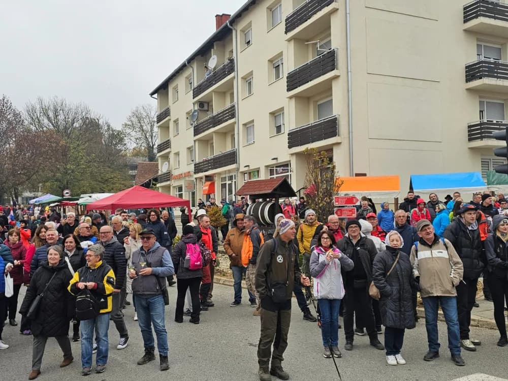 Nikad veći broj planinara, izlagača i posjetitelja na ovogodišnjem Martinje u Kutjevu koje će mnogima u dubokom sjećanju