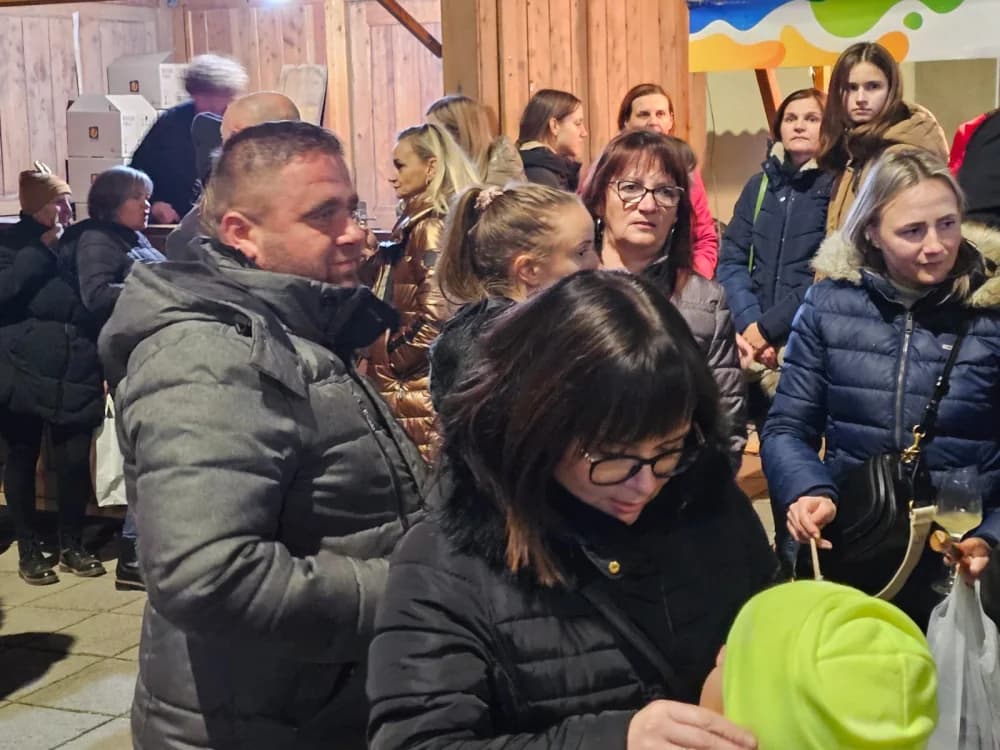 Nikad veći broj planinara, izlagača i posjetitelja na ovogodišnjem Martinje u Kutjevu koje će mnogima u dubokom sjećanju