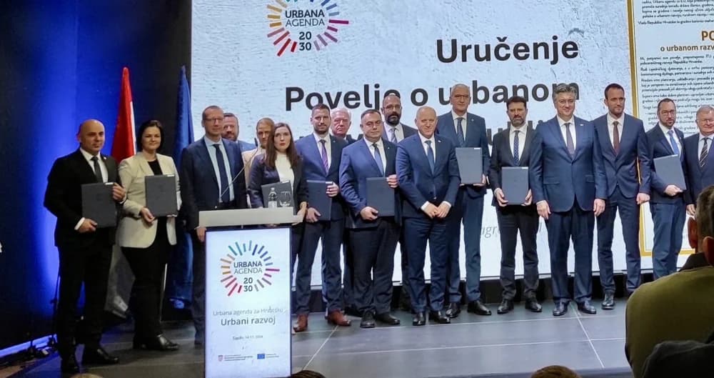 Slavonskom Brodu uručena Povelja o urbanom razvoju Republike Hrvatske