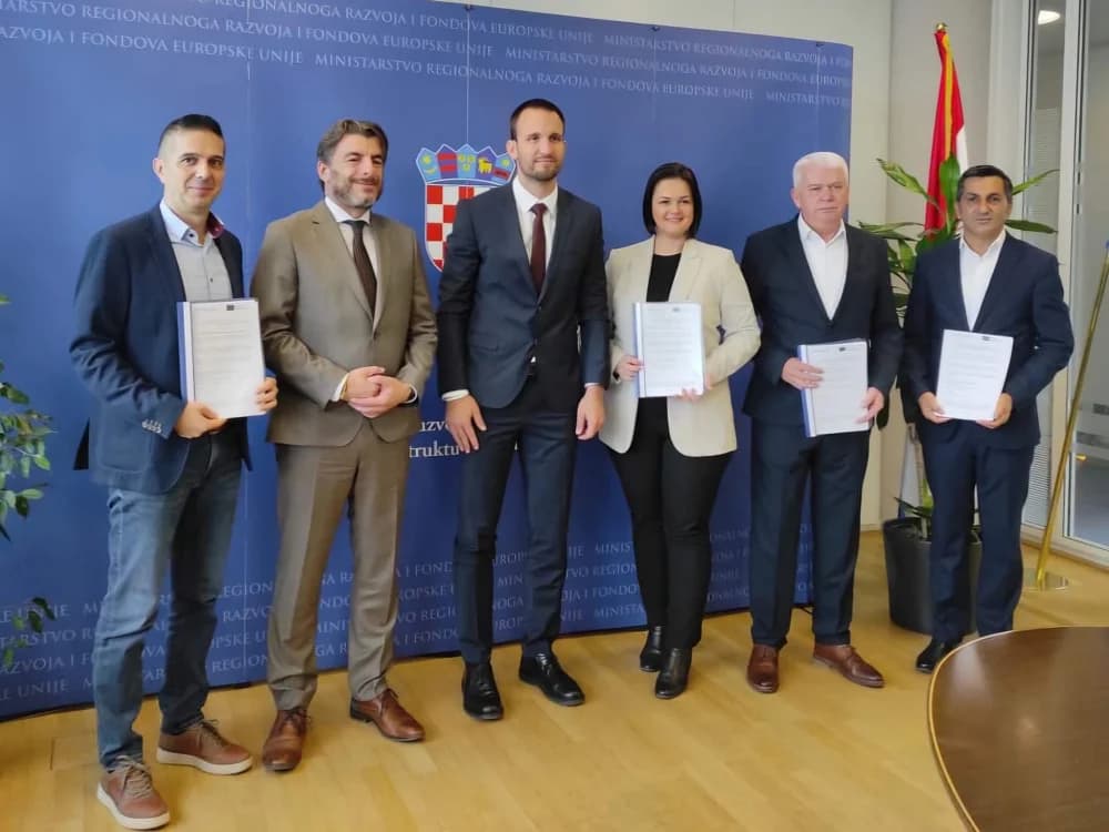 Sl. Brod osigurao bespovratna sredstva za gradnju biciklističke infrastrukture