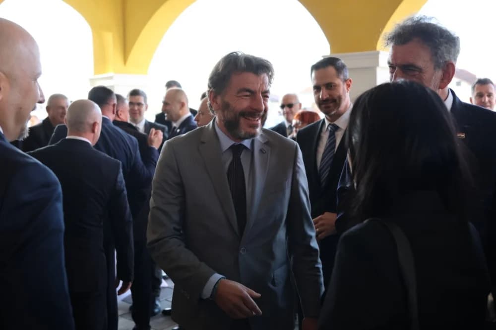 SLAVONSKI ŠAMAC: Premijer Plenković s ministrima i drugim dužnosnicima održao sjednicu Savjeta za Slavoniju, Baranju i Srijem