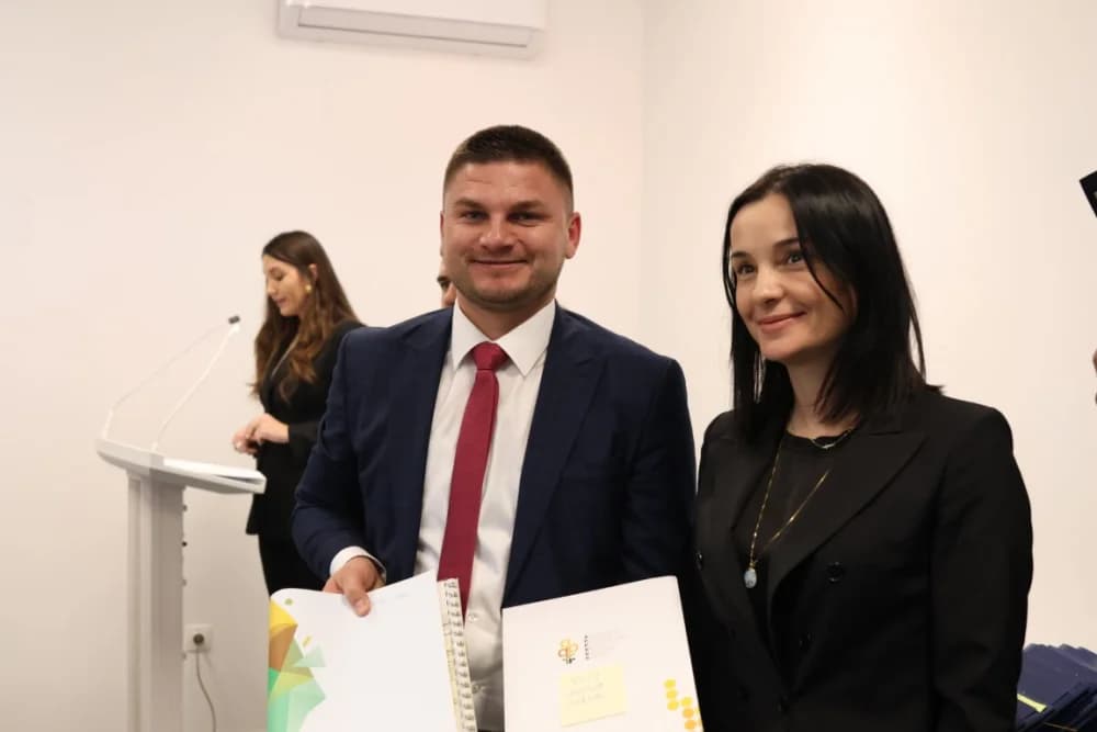 SLAVONSKI ŠAMAC: Premijer Plenković s ministrima i drugim dužnosnicima održao sjednicu Savjeta za Slavoniju, Baranju i Srijem