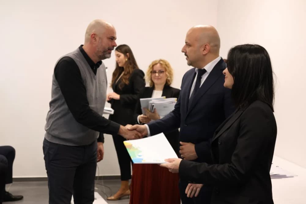 SLAVONSKI ŠAMAC: Premijer Plenković s ministrima i drugim dužnosnicima održao sjednicu Savjeta za Slavoniju, Baranju i Srijem