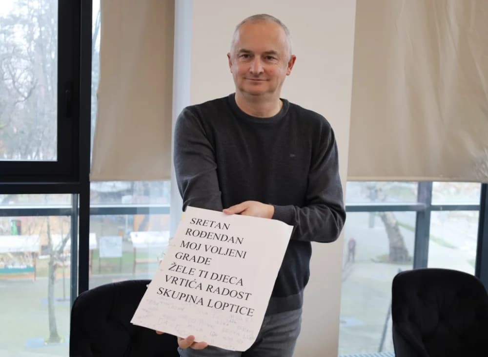 Gradonačelnik Nove Gradiške ugostio mališane iz dječjih vrtića Radost i Maslačak