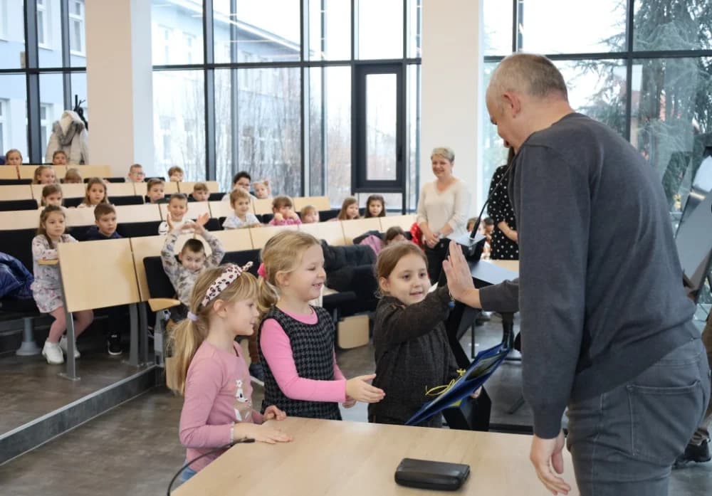 Gradonačelnik Nove Gradiške ugostio mališane iz dječjih vrtića Radost i Maslačak
