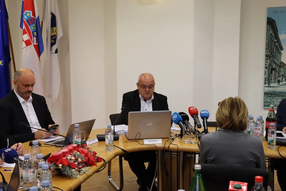 Održana 20. sjednici Gradskog vijeća: Usvojen proračun Grada Slavonskog Broda za 2025. godinu vrijedan 119.980.000,00