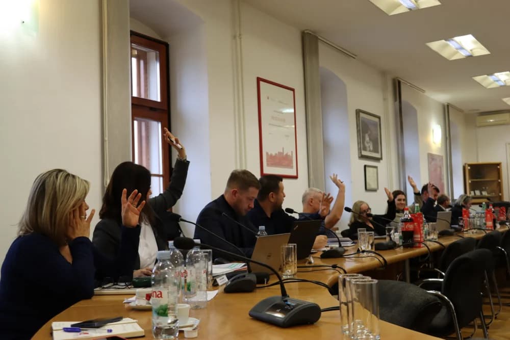 Održana 20. sjednici Gradskog vijeća: Usvojen proračun Grada Slavonskog Broda za 2025. godinu vrijedan 119.980.000,00